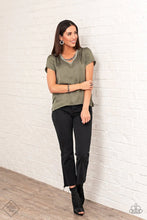 Load image into Gallery viewer, Fashion Fix Magnificent Musings Complete Trend Blend April 2022