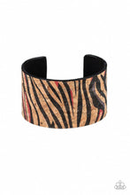 Load image into Gallery viewer, Show your true stripes -red
