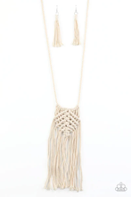 Load image into Gallery viewer, Macrame Mantra-White
